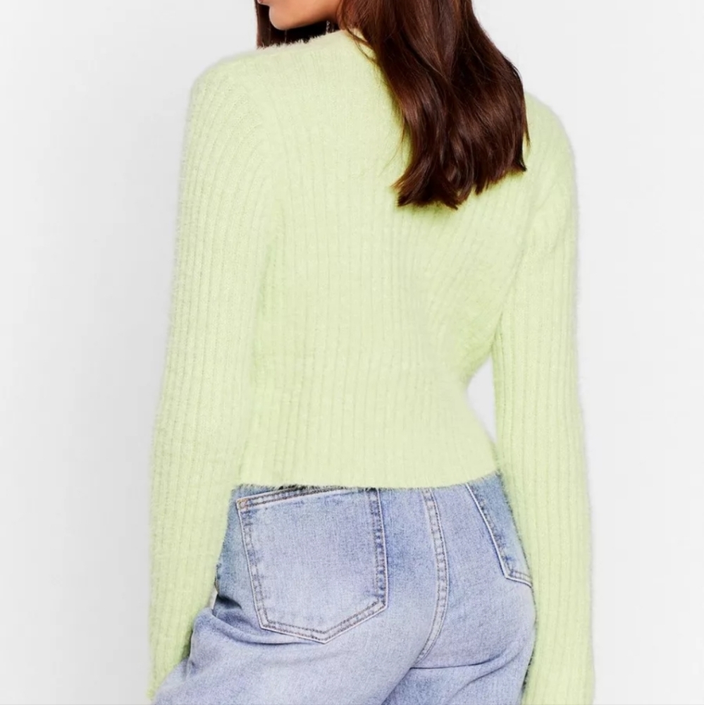 🔆 Nasty Gal Fluffy Knit Button Down V Neck Cardigan - Picture 2 of 7